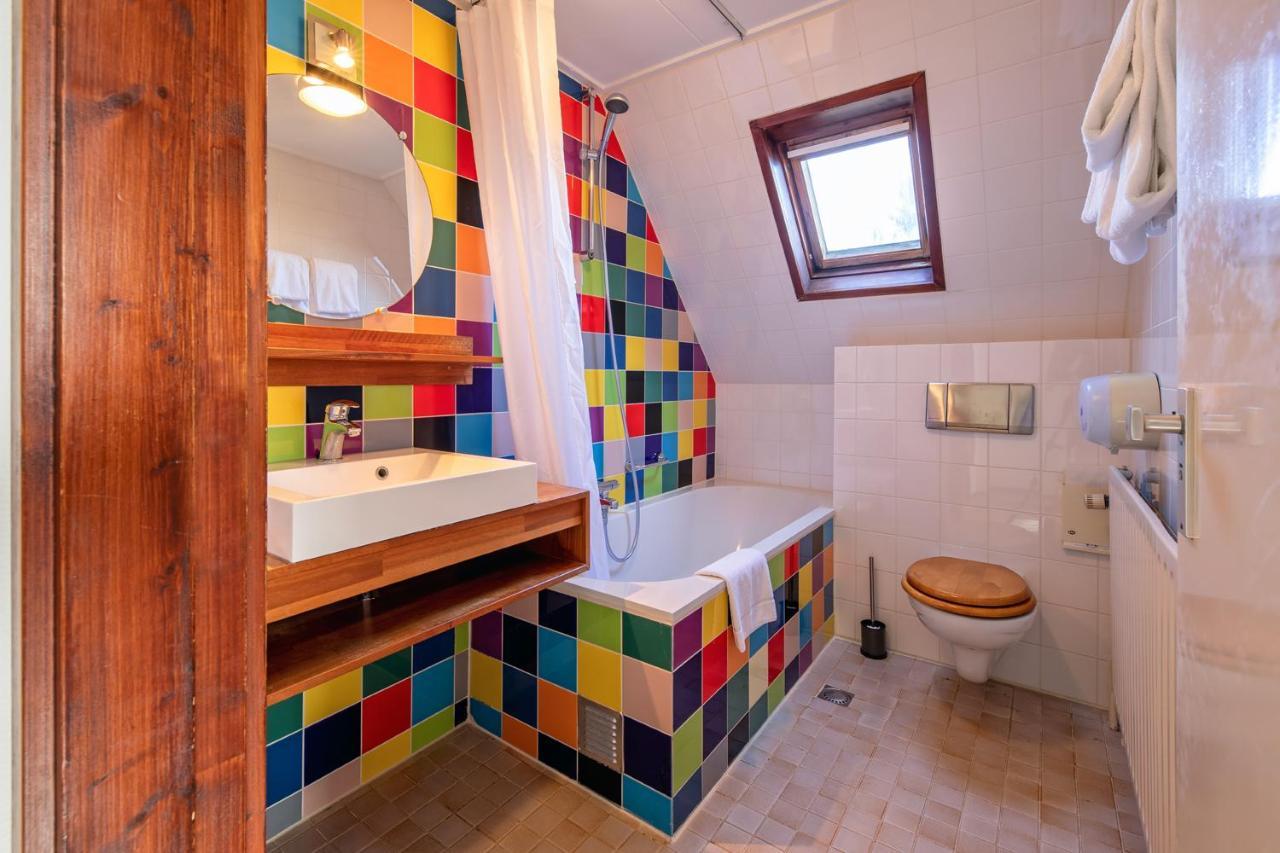 B&B Hotel Rebecca De Waal Bagian luar foto